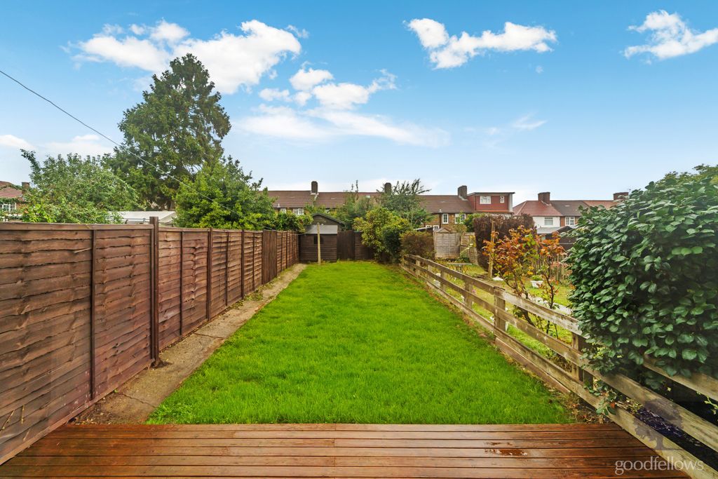 Property photo 3 of 16 Picture No. 26