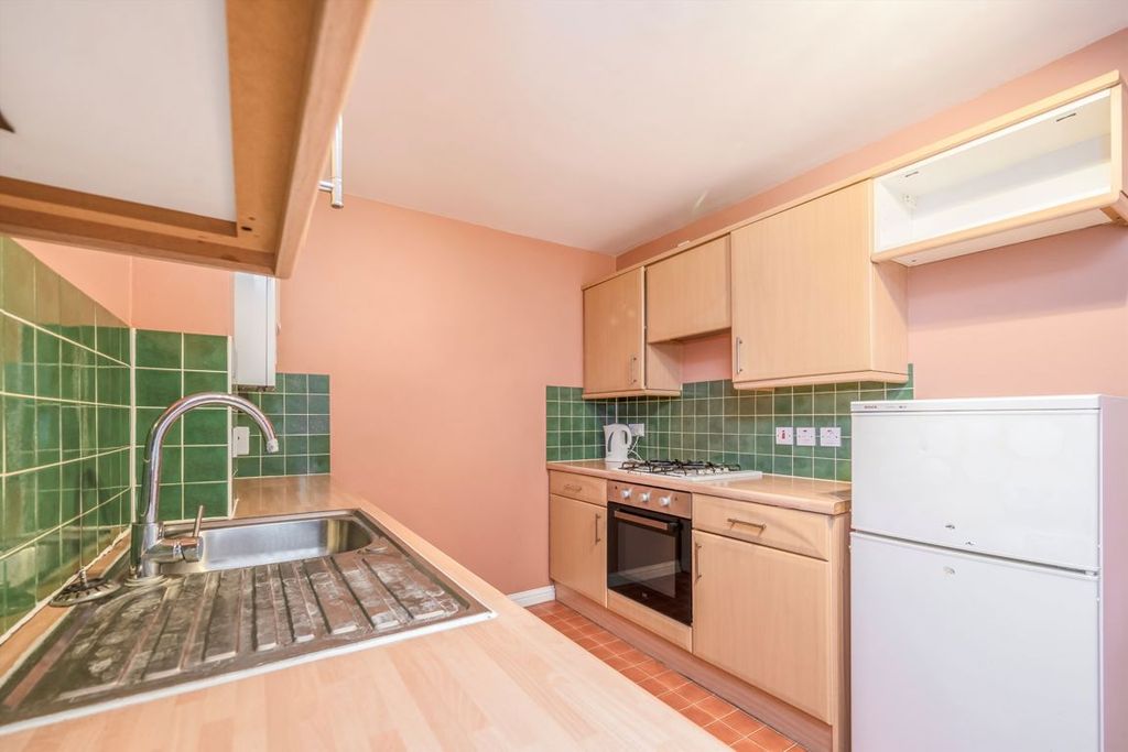 Property photo 3 of 6