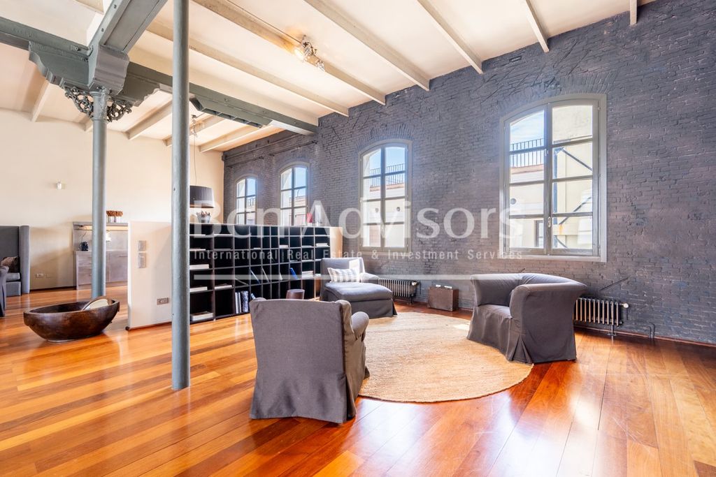 Property photo 3 of 53