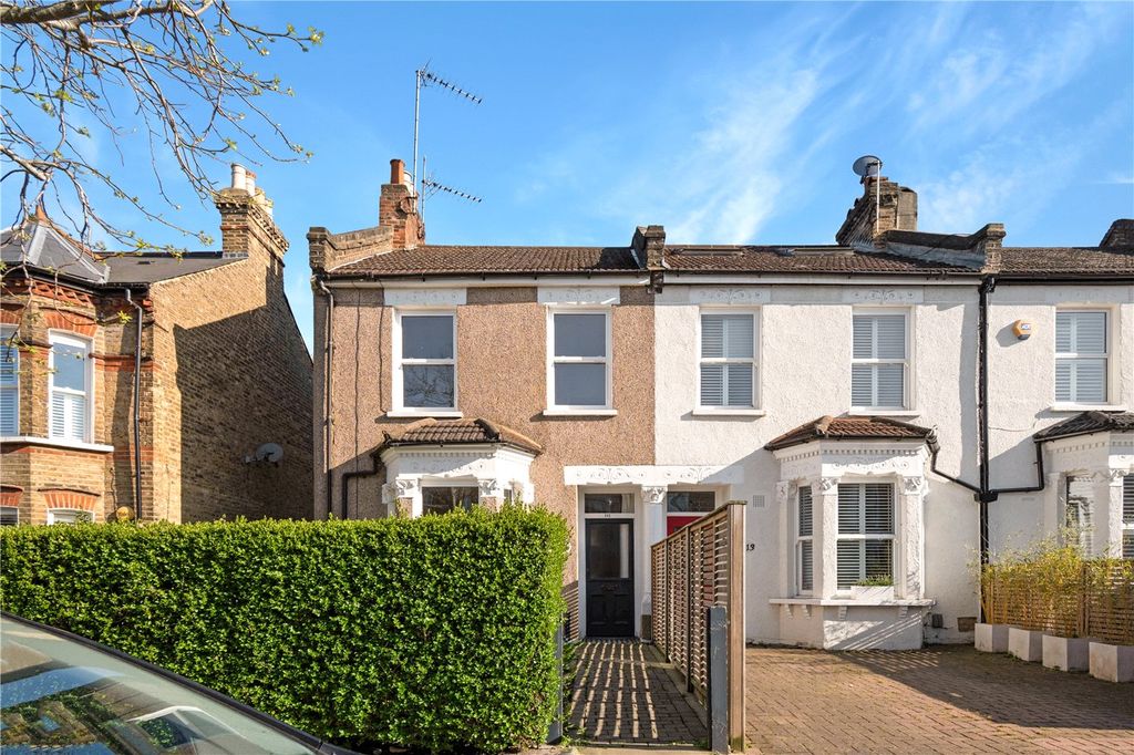 Property photo 1 of 15 External