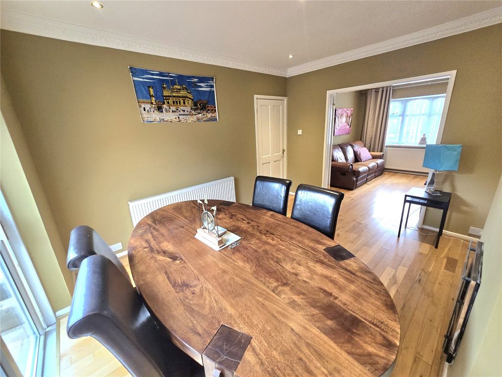 Property photo 3 of 29 Picture No. 26