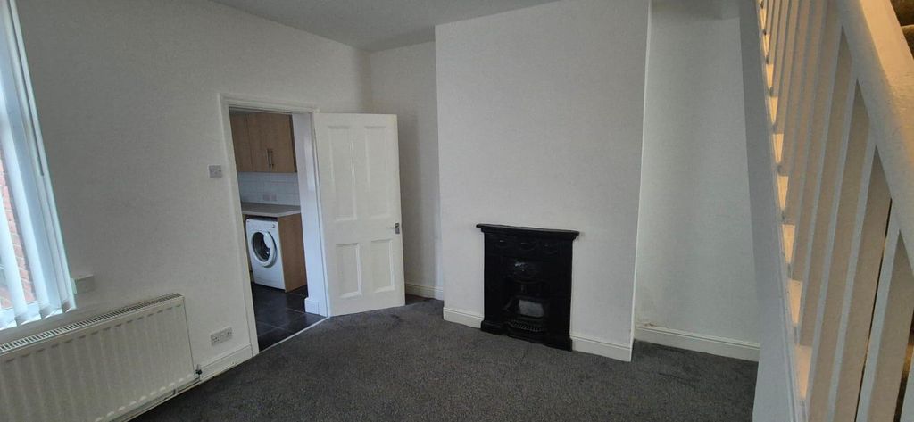 Property photo 3 of 11 Living Room 2.Jpeg