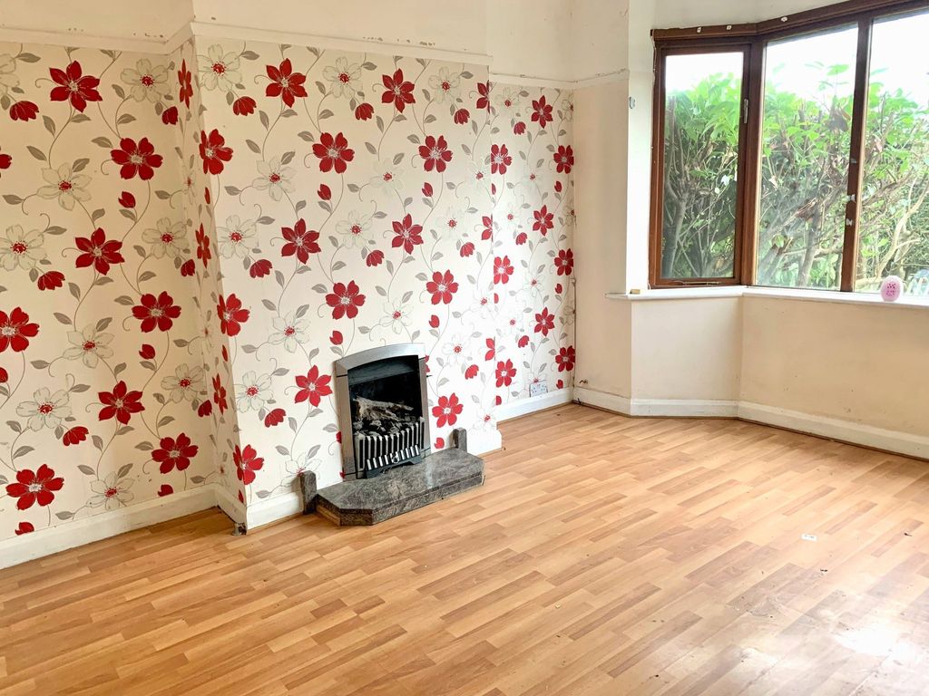 Property photo 3 of 14 Picture No. 02