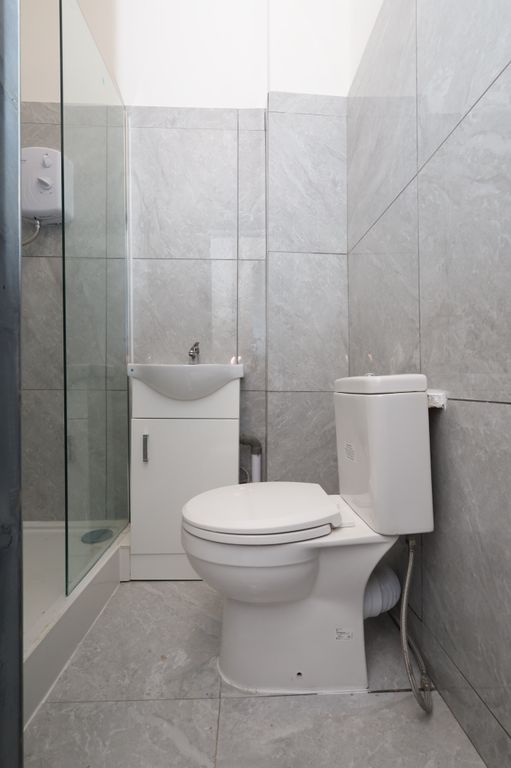 Property photo 3 of 3