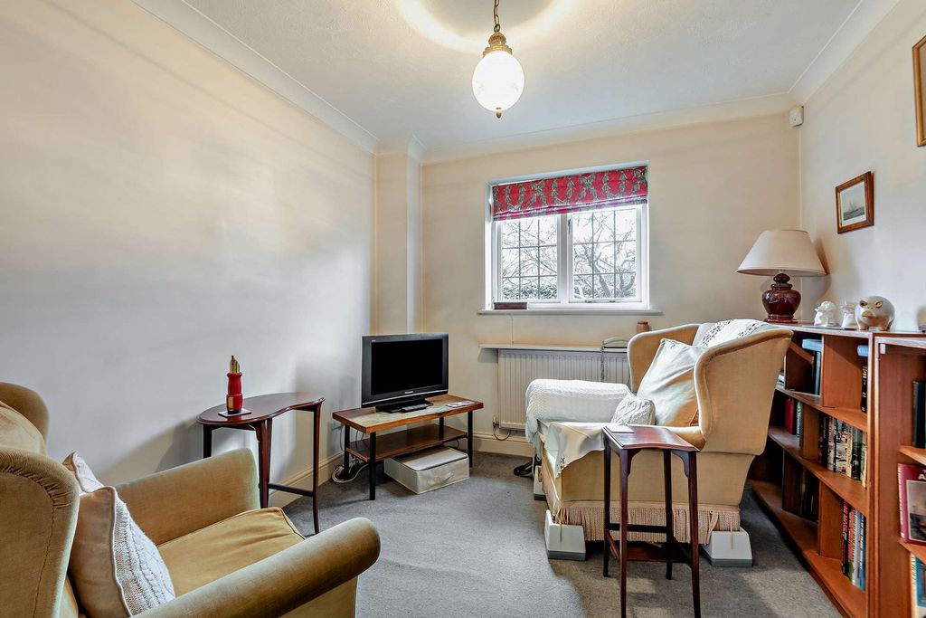 Property photo 2 of 30