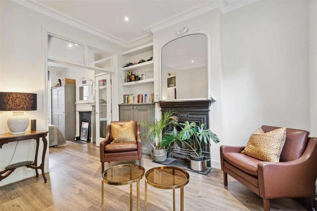 Property photo 3 of 6