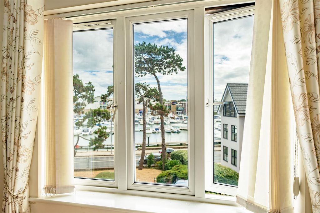 Property photo 3 of 20 Dsc06108_1.Png