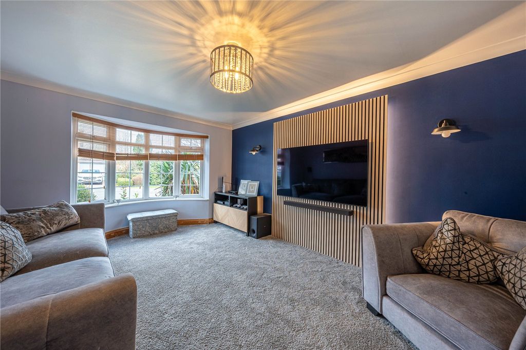 Property photo 2 of 40 Picture No. 06