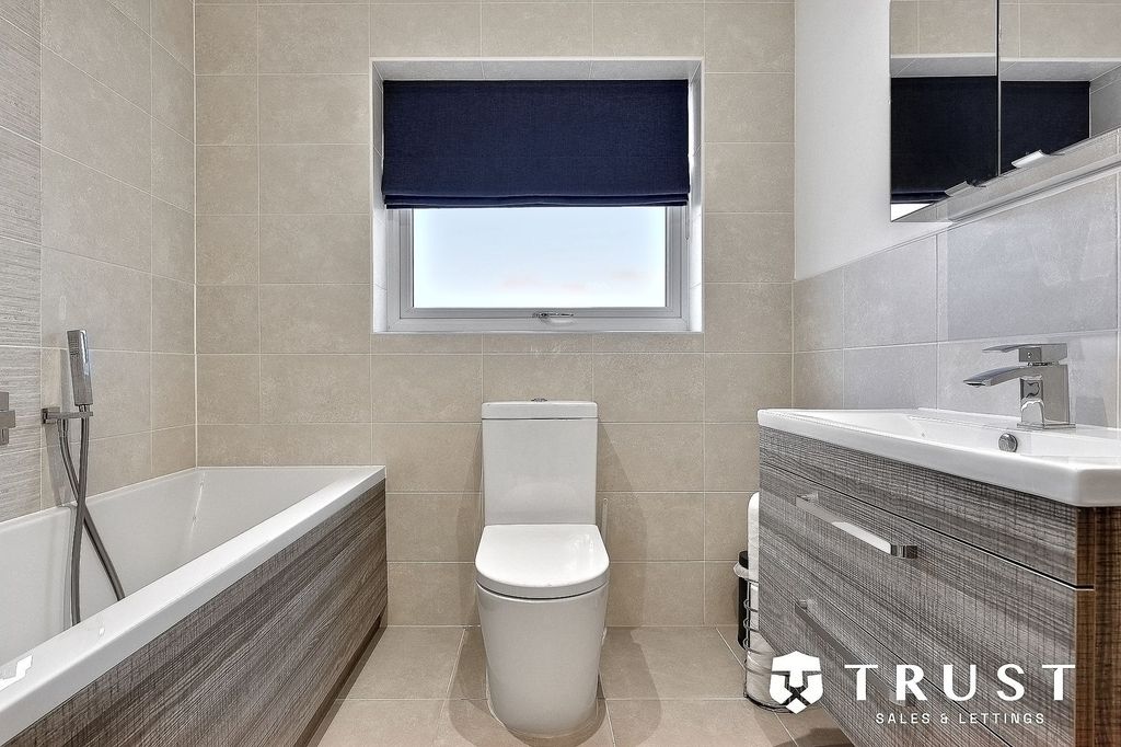Additional image 33 of 4 bed detached house for saleDuxbury Gardens, Liversedge WF15