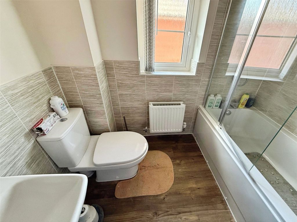 Property photo 3 of 14 3 - Picture No. 07