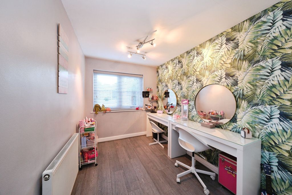 Additional image 7 of 5 bed detached house for saleLawn Close, Heanor DE75
