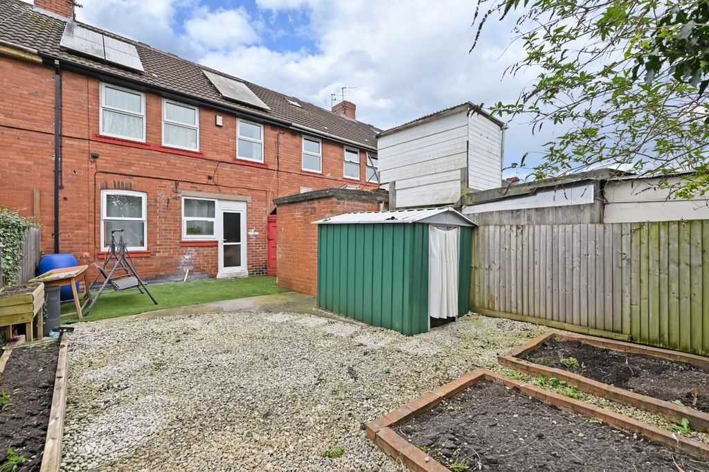 Property photo 2 of 12 Picture 2