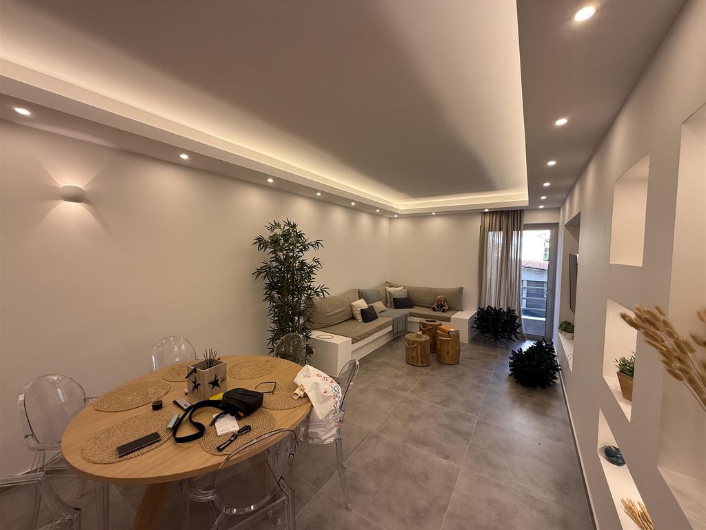 Property photo 1 of 17 Renovated 2 Bedrooms' Apartment In The Centre Of Aigio