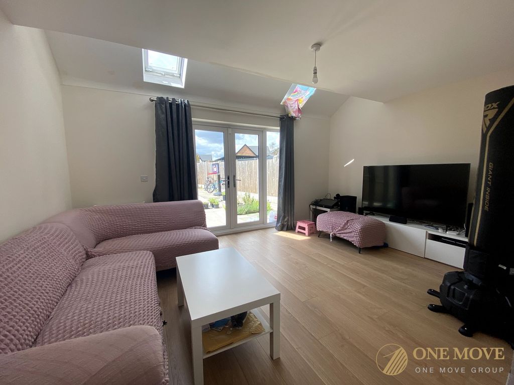 Property photo 3 of 20