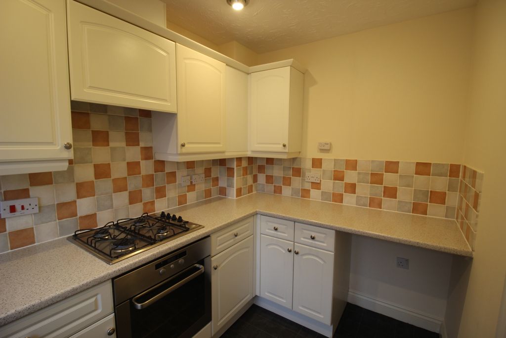 Property photo 3 of 13
