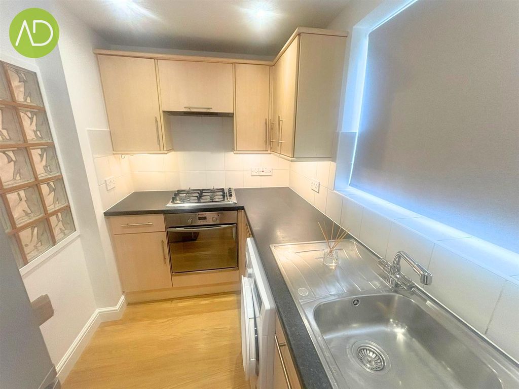 Property photo 2 of 8 7.Png