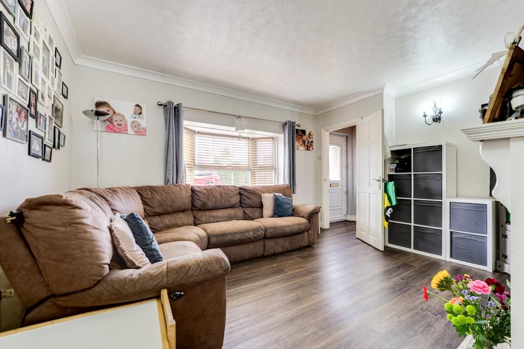 Property photo 3 of 30 5 Bridle Road, Burton Latimer-11.Jpg