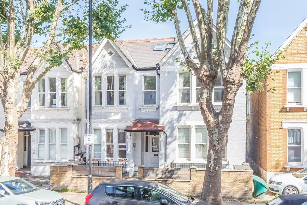 Property photo 1 of 6