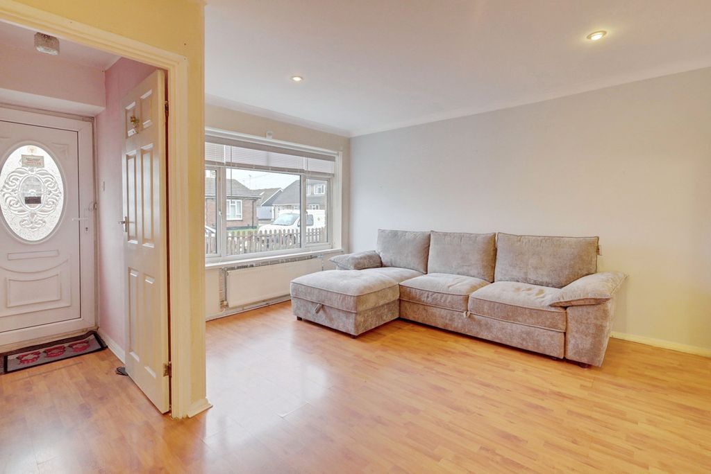 Property photo 3 of 21