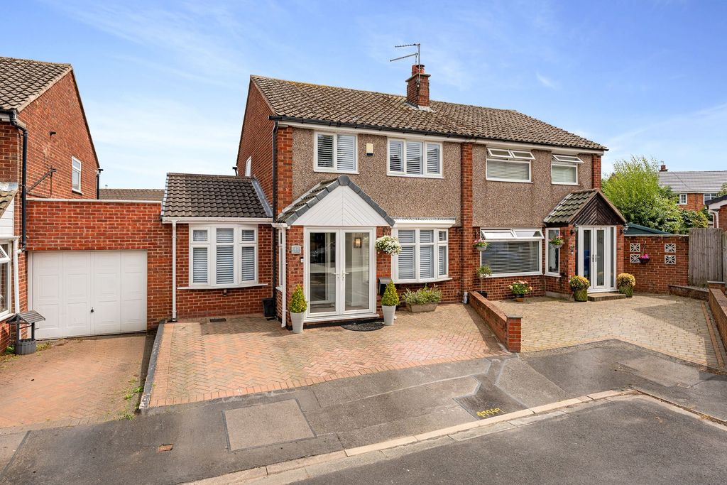 Property photo 1 of 25