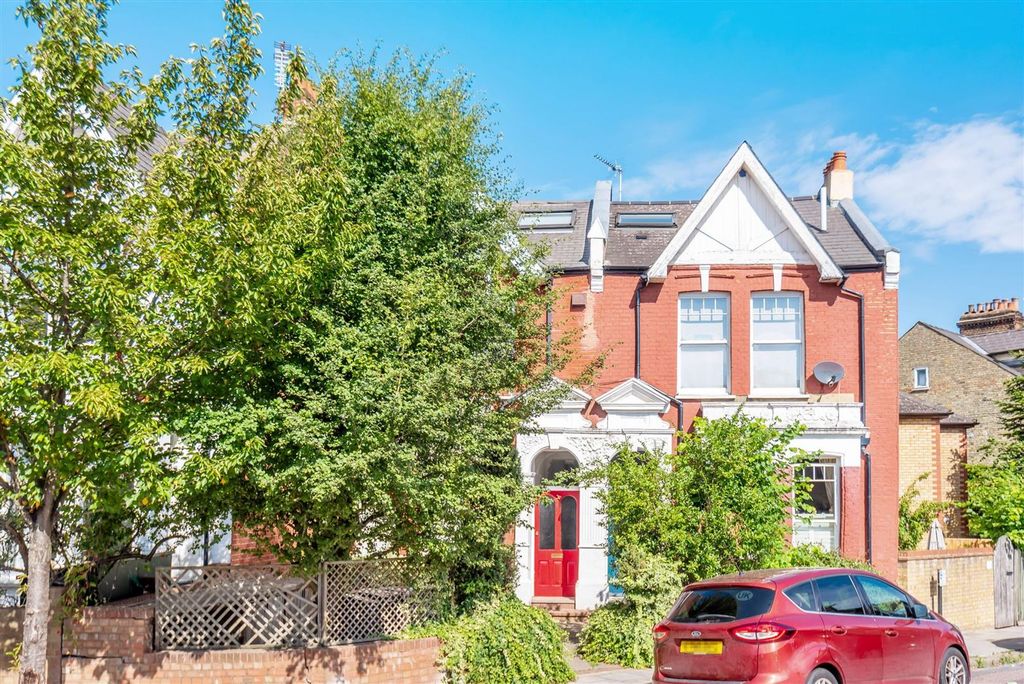 Property photo 1 of 10