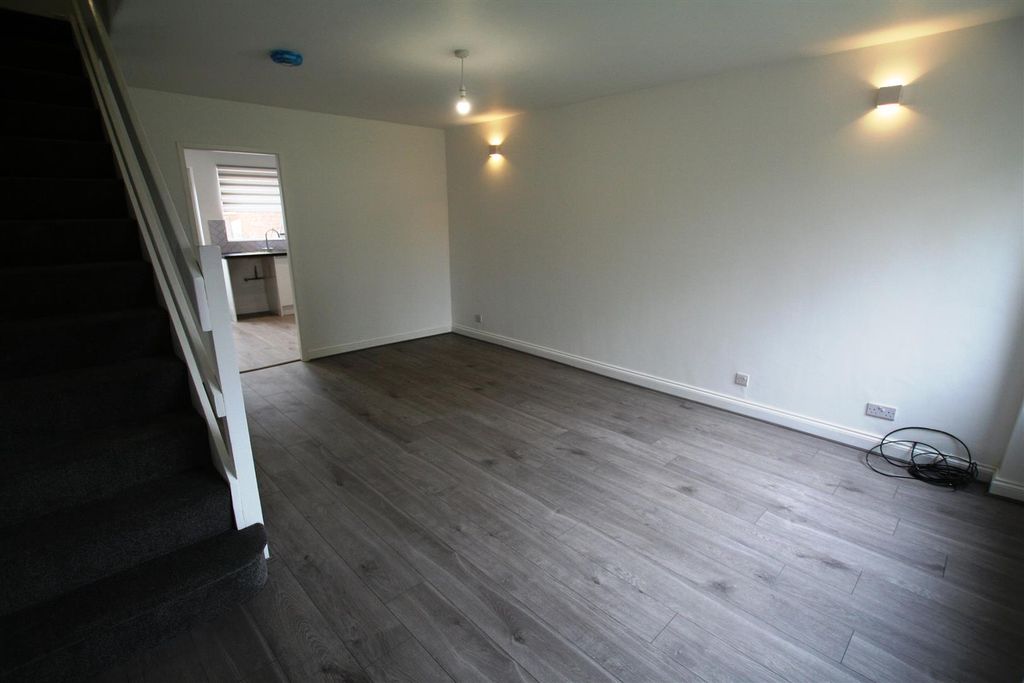 Property photo 3 of 6 Medway200,Lounge1.Jpg