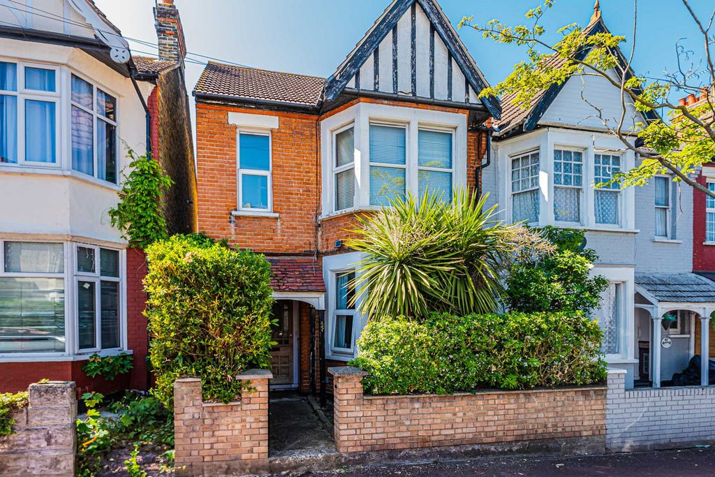 Property photo 1 of 12