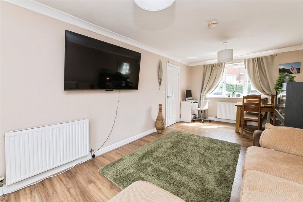 Property photo 3 of 21 Picture No. 38