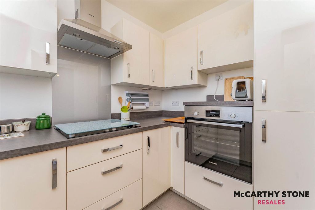 Additional image 9 of 1 bed flat for saleElizabeth Place, Trimbush Way, Market Harborough LE16
