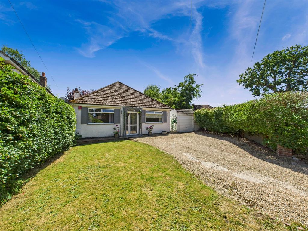 Property photo 1 of 16 Cam02885G0-Pr0431-Still025.Jpg