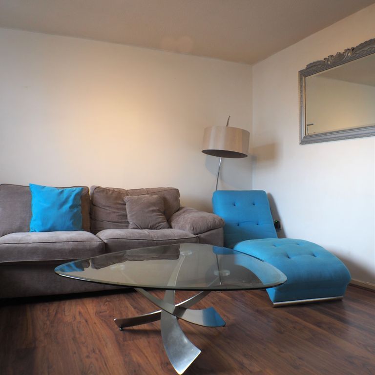 Property photo 2 of 12