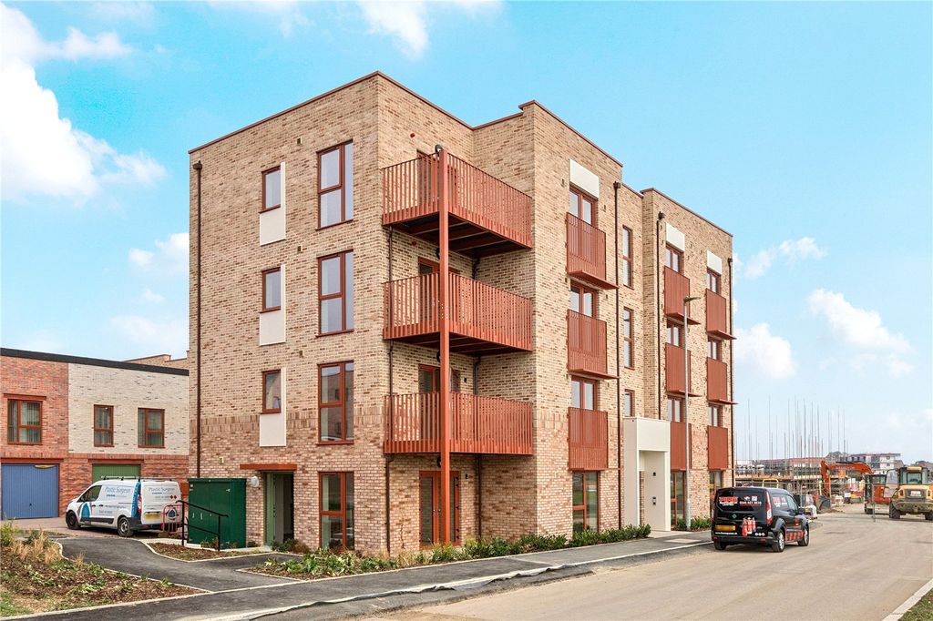 Property photo 1 of 8 Picture No. 13