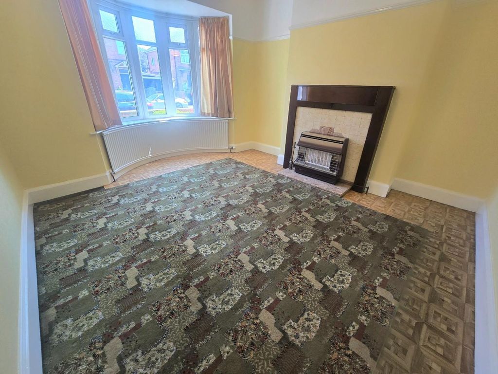 Property photo 2 of 12 Living