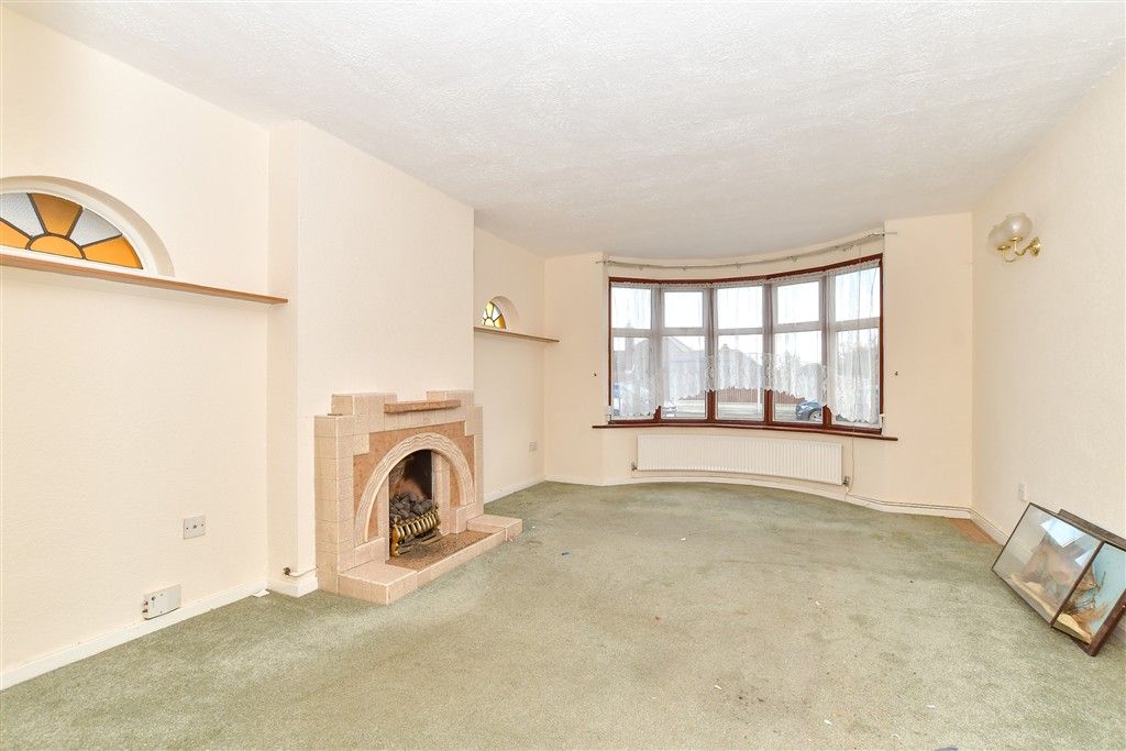 Property photo 2 of 10 Lounge/Diner