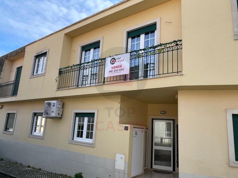 Property photo 3 of 31