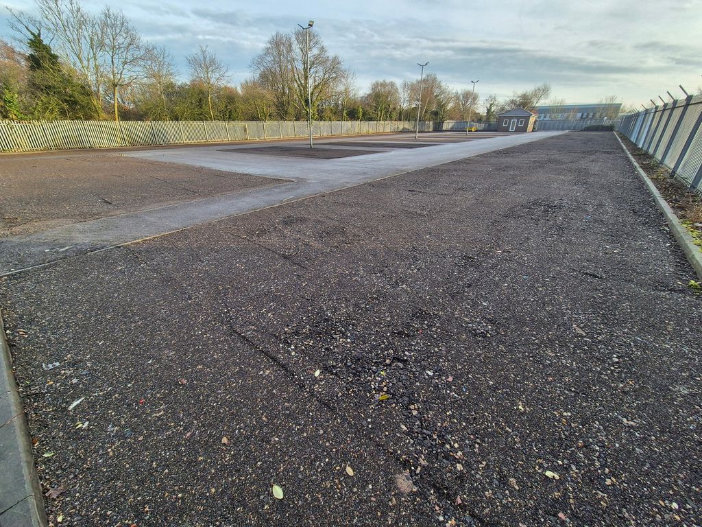 Property photo 3 of 6