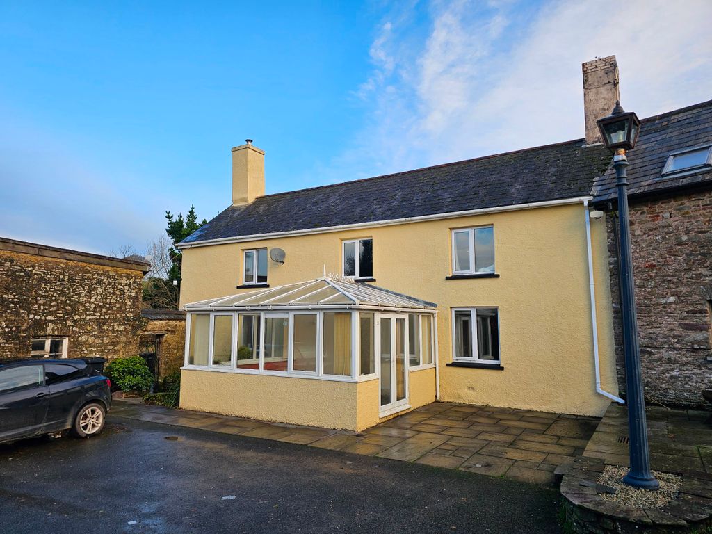 Property photo 1 of 37