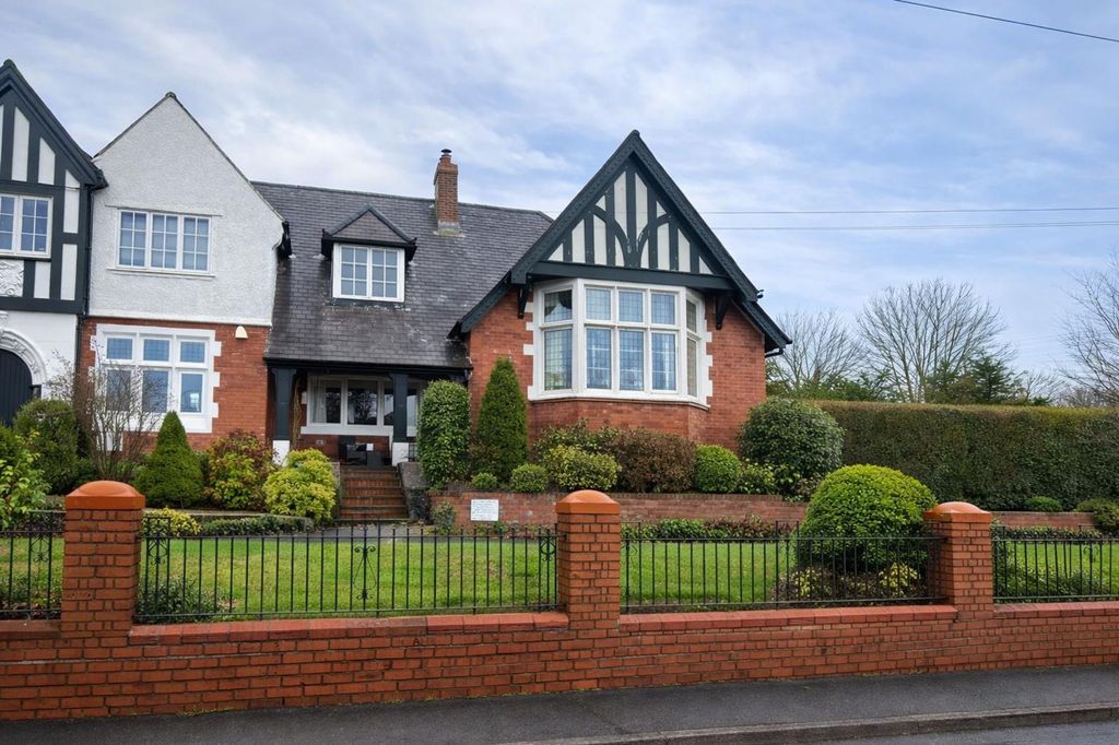 Property photo 1 of 58