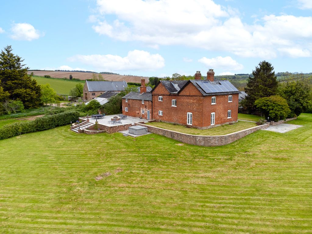 Property photo 3 of 22 Upper Foxhall House-55