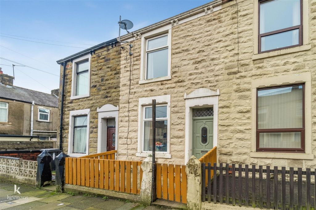 Property photo 3 of 16 Dsc05302.Png