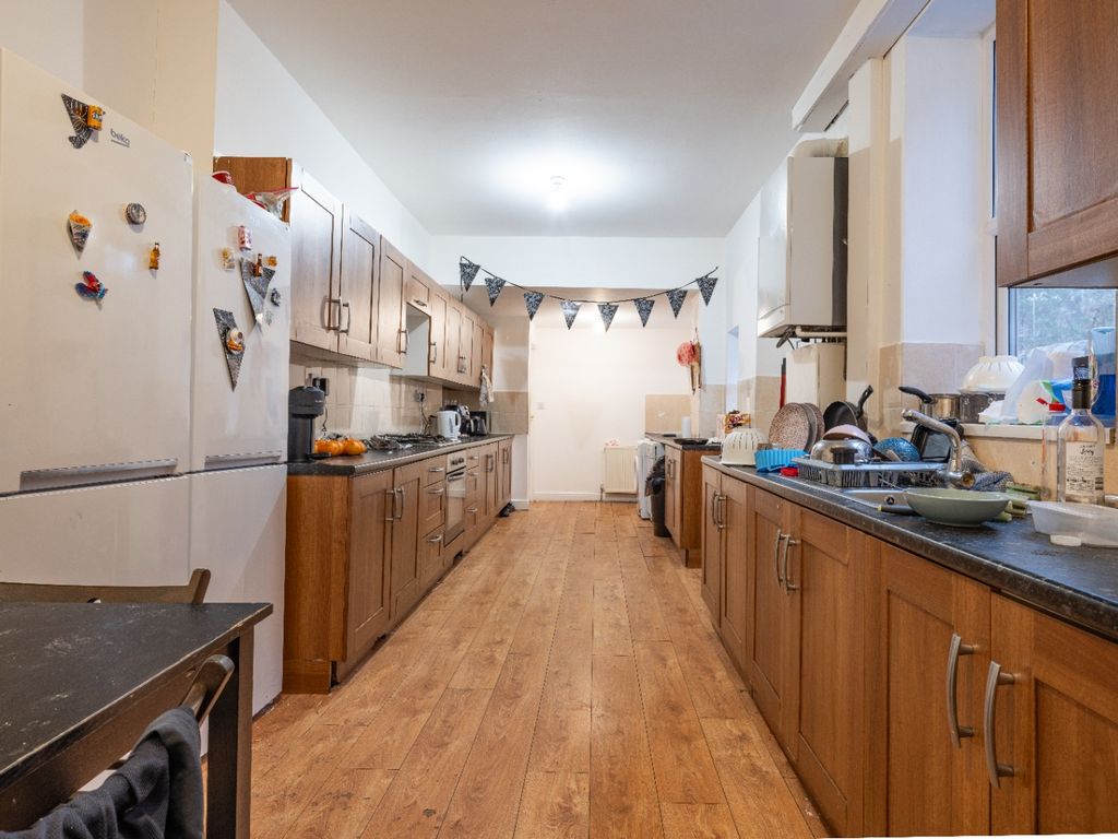 Property photo 1 of 10 2893231