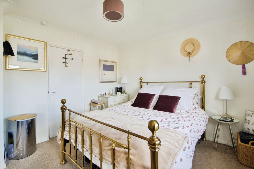 Property photo 2 of 17 Pbox-Img.Jpg