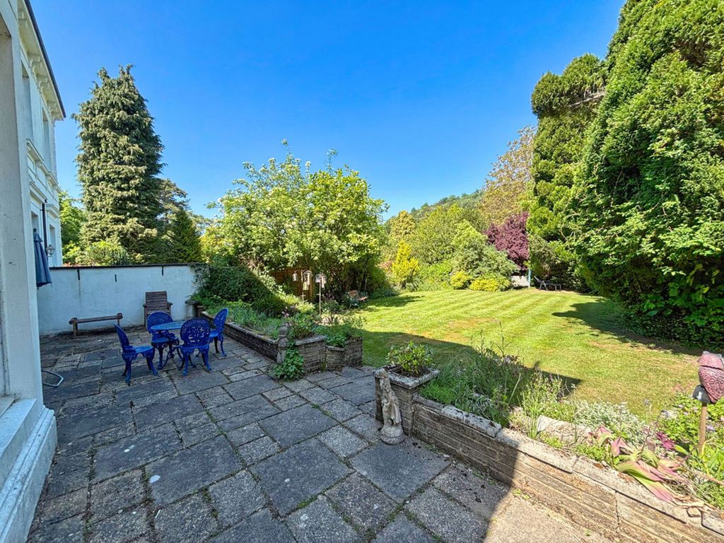 Property photo 2 of 12