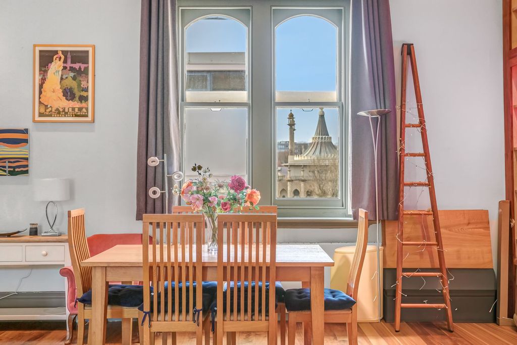 Property photo 3 of 29