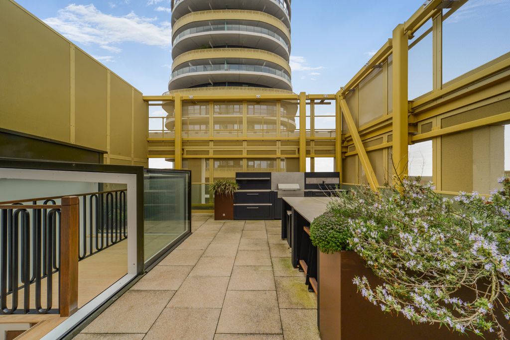Property photo 1 of 34 Picture No. 05