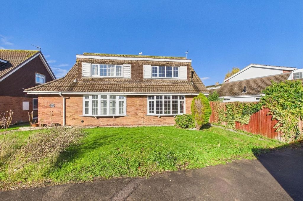 Property photo 1 of 16