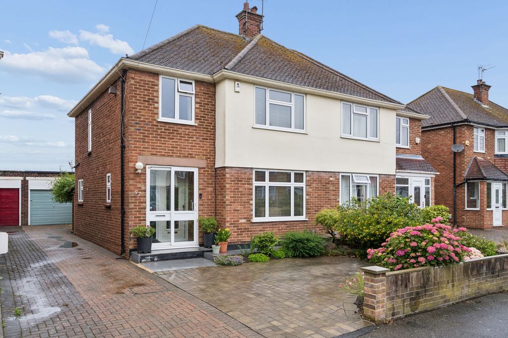 Property photo 1 of 30