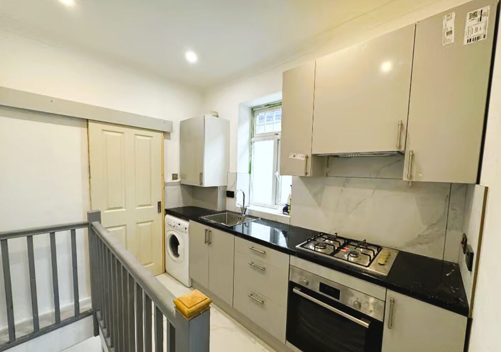 Property photo 1 of 3