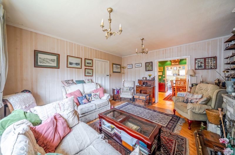 Property photo 3 of 19 Photo 17