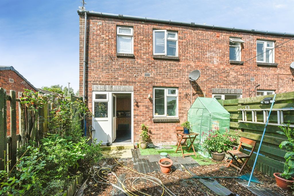 Property photo 2 of 3